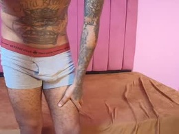Screen Grab from melinagomezzz