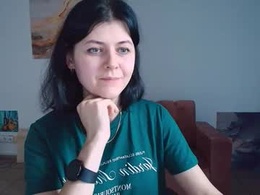 Screen Grab from melisagollden