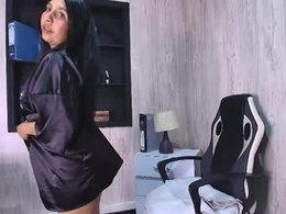 Screen Grab from meliz_queen