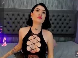 Screen Grab from melody_suarez