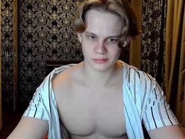 Screen Grab from meow_mickey