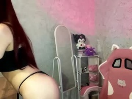 Screen Grab from meowli_cute