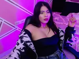 Screen Grab from mia__star18