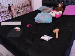 Screen Grab from mia_and_khloee