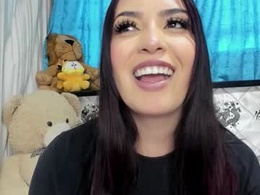 Screen Grab from mia_helll