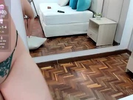 Screen Grab from mia_veegas