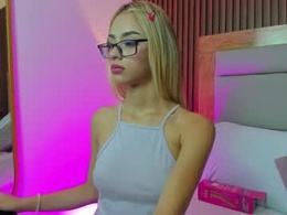 Screen Grab from mia_watsonn_