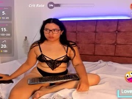 Screen Grab from miacorinne