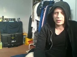 Screen Grab from midnightsattire