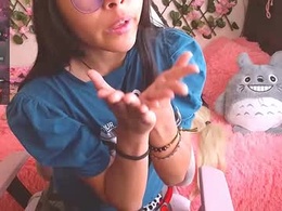 Screen Grab from midoriquinn