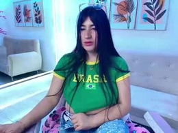 Screen Grab from miia__owens