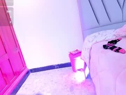Screen Grab from miissdove