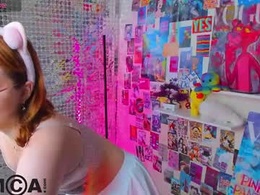 Screen Grab from miki_miki_