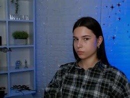 Screen Grab from milamiuuu