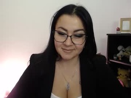 Screen Grab from milania_milaa