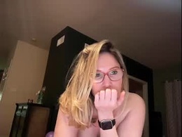 Screen Grab from milf_goddess