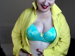 Screen Grab from milfscarlette