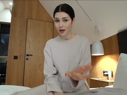 Screen Grab from milla_bella