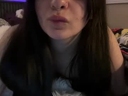 Screen Grab from minniekittieee