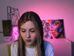 Screen Grab from mira_lyn