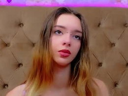 Screen Grab from mira_lynxx