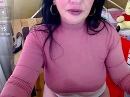 Screen Grab from mira_valen