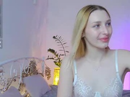 Screen Grab from misaakey