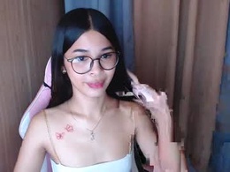 Screen Grab from miss_lei18