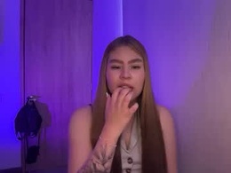 Screen Grab from miss_sophie1