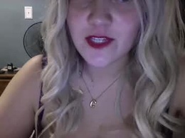 Screen Grab from missclaranoir