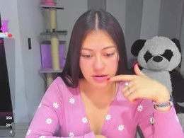 Screen Grab from missloreen333