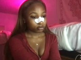 Screen Grab from missmarimac