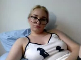 Screen Grab from missyrattana