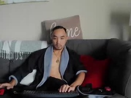 Screen Grab from mister_exklusive