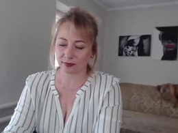Screen Grab from mistress_milfa