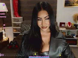 Screen Grab from mistressvictoriaa26