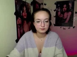 Screen Grab from mistyrosee
