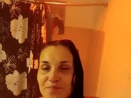 Screen Grab from miszwaxxx