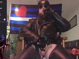 Screen Grab from mmazsnake