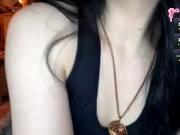 Screen Grab from modestfein