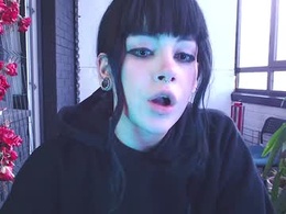 Screen Grab from molly_crow