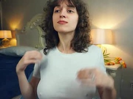 Screen Grab from monalouise
