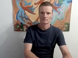 Screen Grab from mondetoile