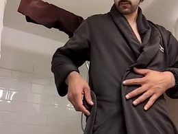 Screen Grab from montygoon