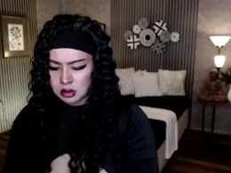 Screen Grab from ms_lhadycummer