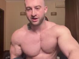 Screen Grab from musclegod_ua