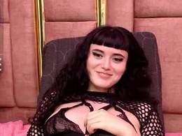 Screen Grab from mxlvixje