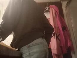 Screen Grab from mzbossy353035