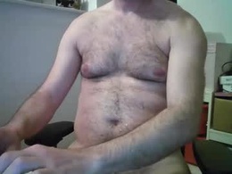 Screen Grab from naaktlopertjebe