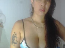 Screen Grab from nahomiblaze